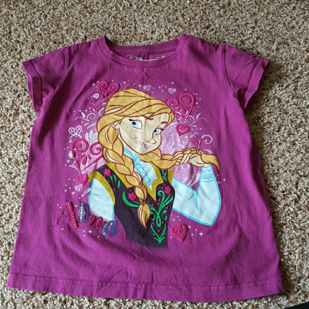 Disney Store Anna t-shirt 7/8